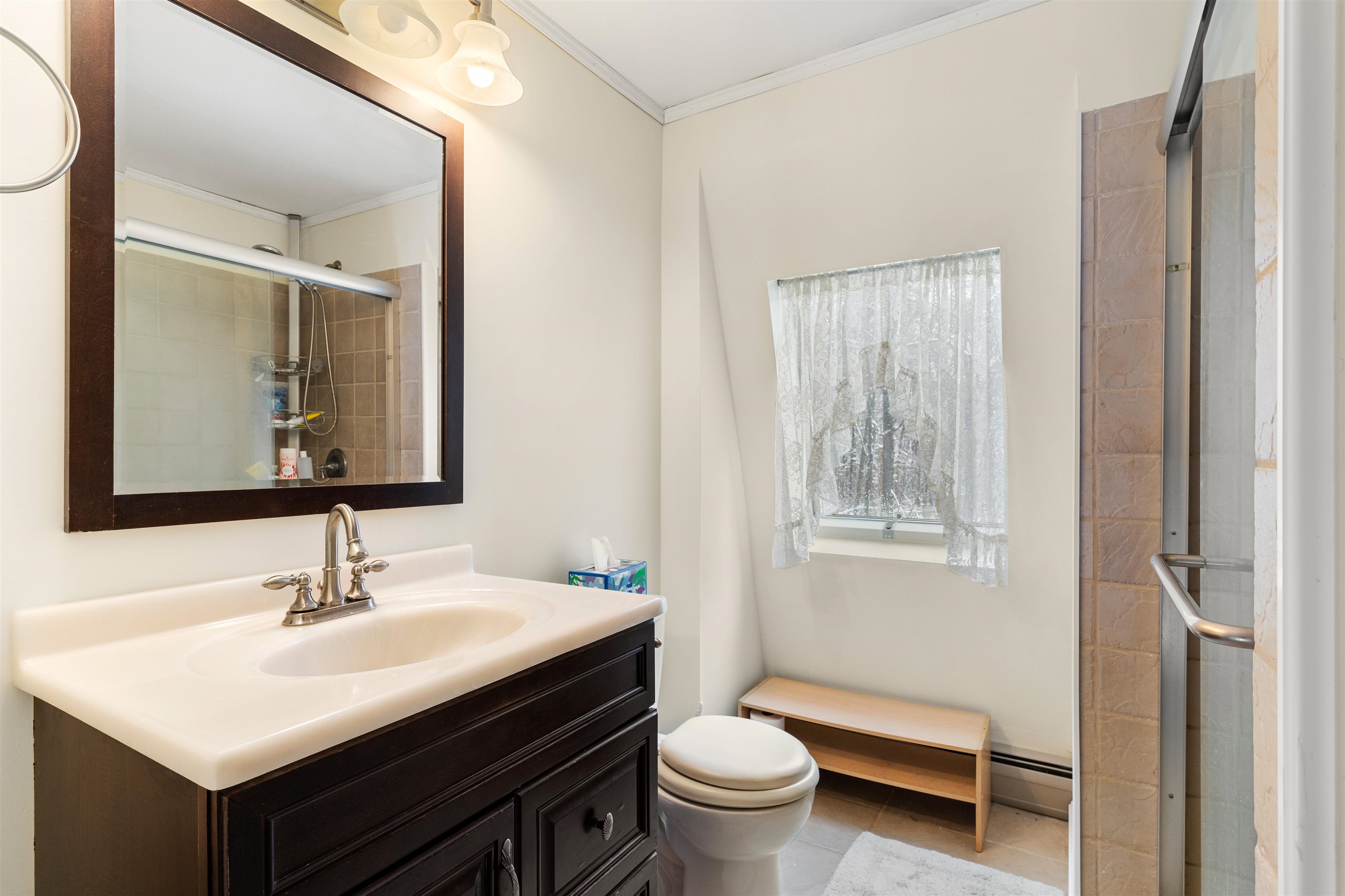 24 Shelly Drive Derry, NH 03038 - Photo 20 of 38