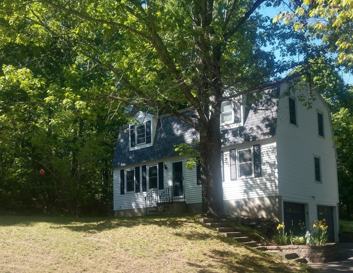 24 Shelly Drive Derry, NH 03038 - Photo 32 of 38