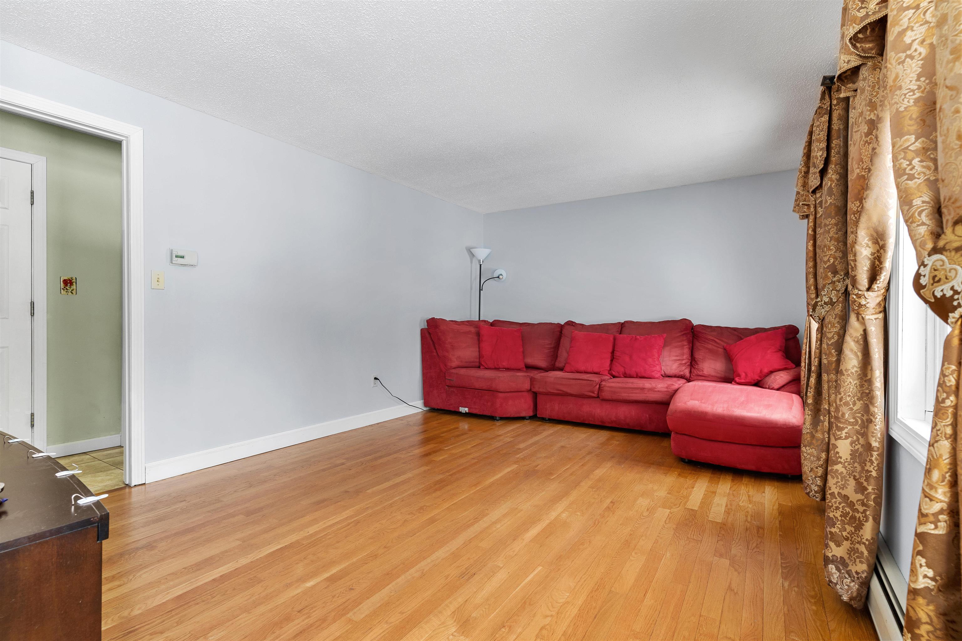 24 Shelly Drive Derry, NH 03038 - Photo 34 of 38