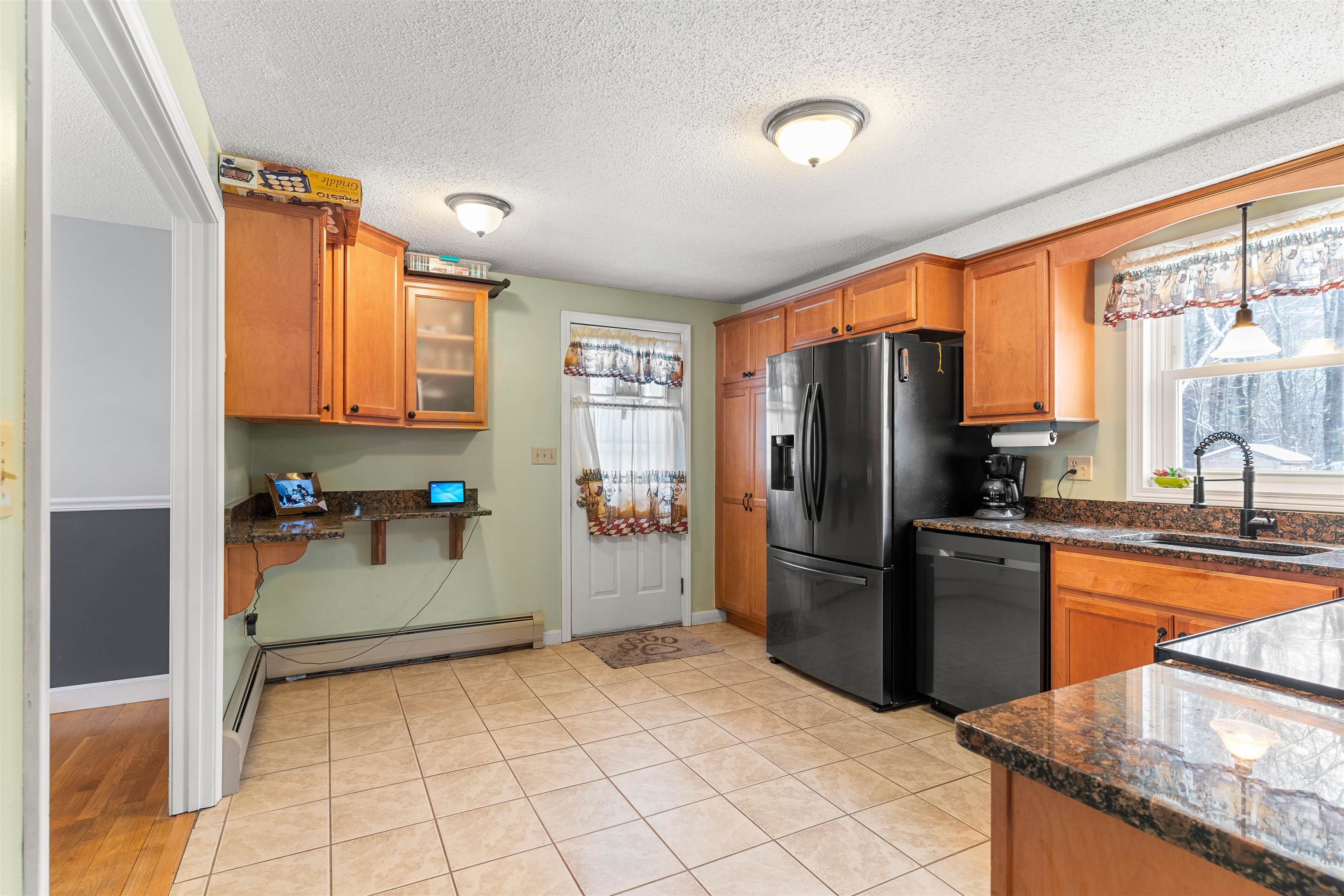 24 Shelly Drive Derry, NH 03038 - Photo 37 of 38