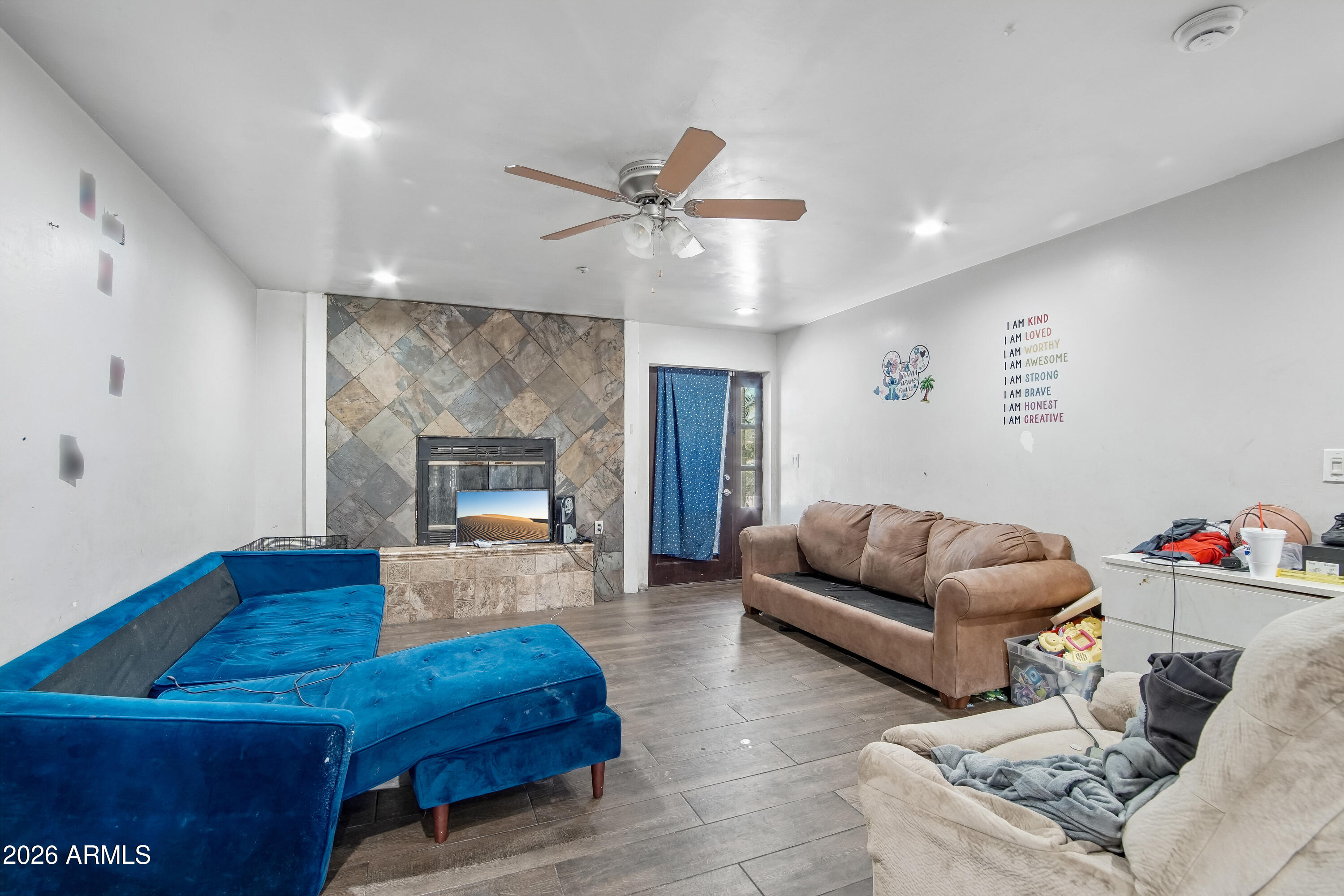 3829 West Thunderbird Road Phoenix, AZ 85053 - Photo 5 of 30 5-print-W Thunderbird Rd-S2306-005
