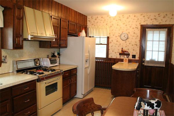 95 Emerson Road Winthrop, MA 02152 - Photo 10 of 20 Gallery Image 10
