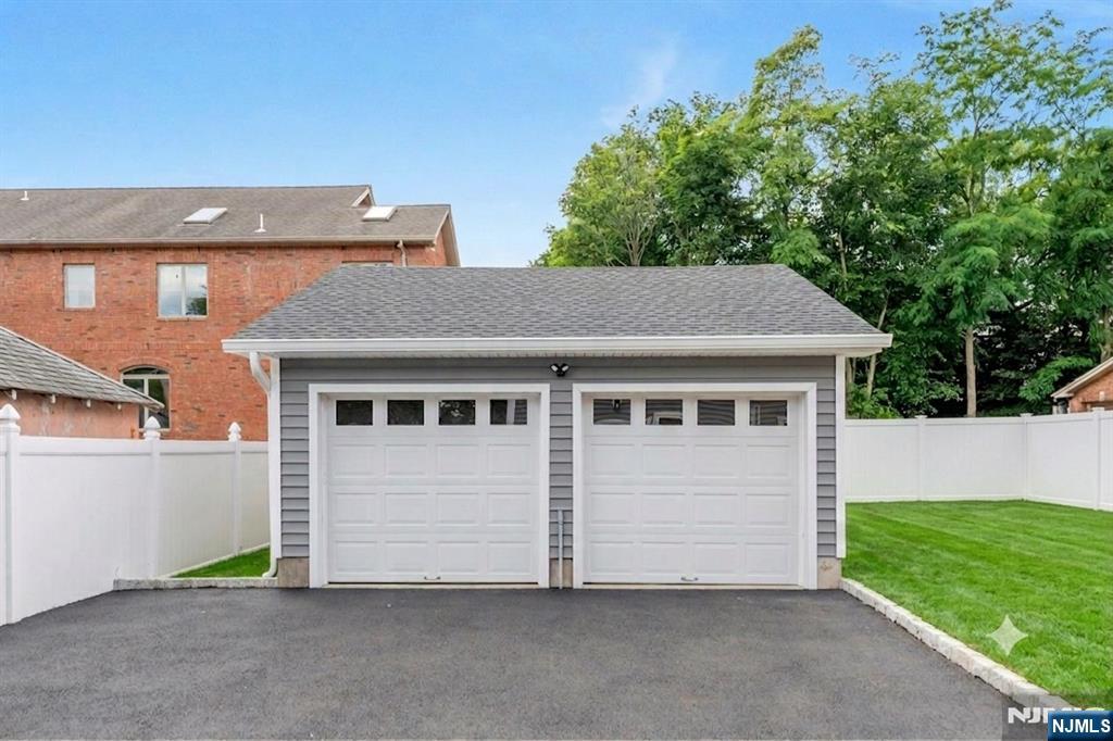 179 Washington Avenue Rutherford, NJ 07070 - Photo 46 of 50