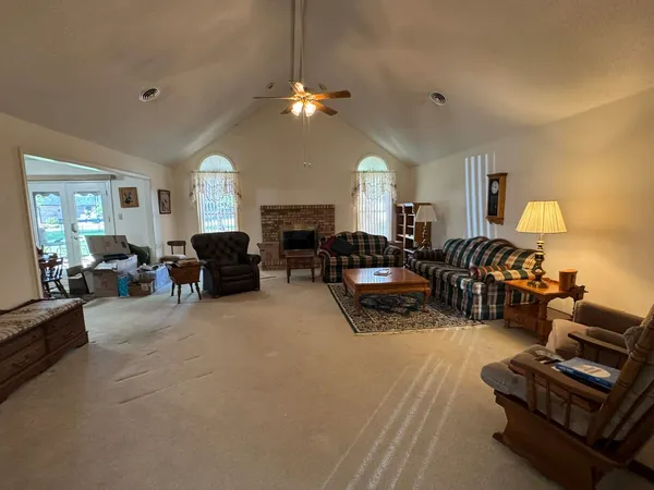 $350,000 | 1602 South Eugene Lane, Marion, IL 62959