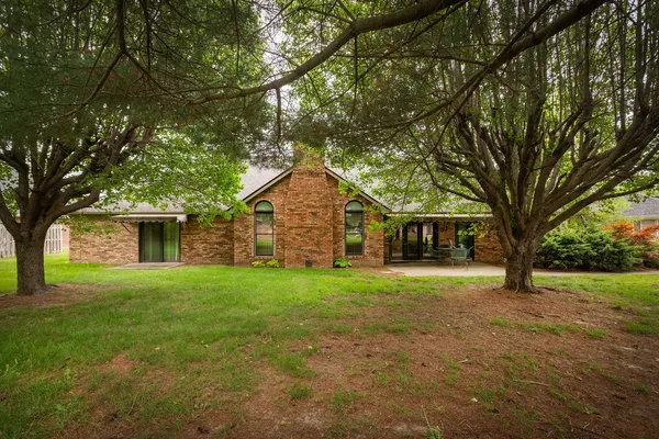 $350,000 | 1602 South Eugene Lane, Marion, IL 62959