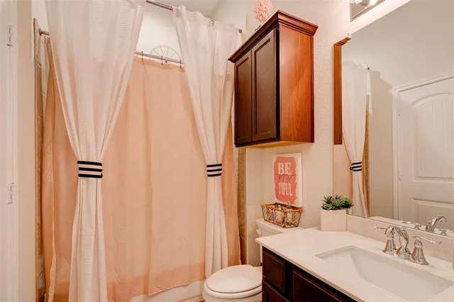 $2,150 | 531 Sydney Street, Wilmer, TX 75172