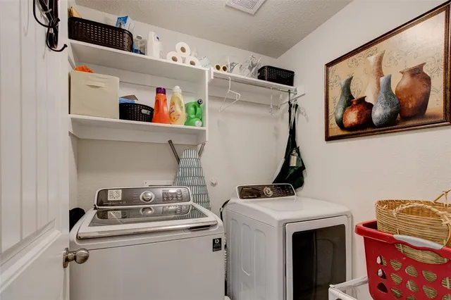 $2,150 | 531 Sydney Street, Wilmer, TX 75172