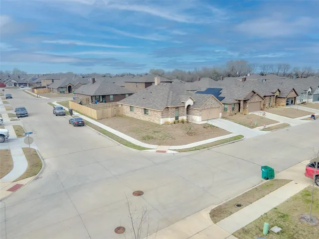 $2,150 | 531 Sydney Street, Wilmer, TX 75172