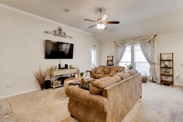 $2,150 | 531 Sydney Street, Wilmer, TX 75172