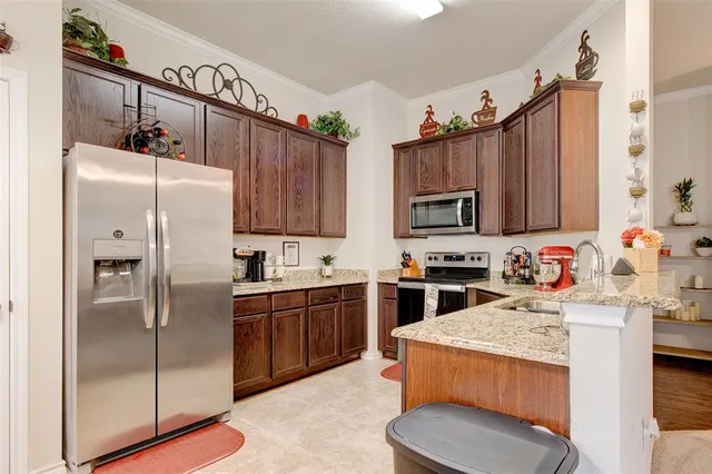 $2,150 | 531 Sydney Street, Wilmer, TX 75172