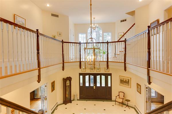 121 Mattison Drive Concord, MA 01742 - Photo 3 of 26