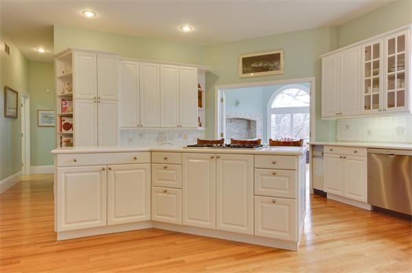 121 Mattison Drive Concord, MA 01742 - Photo 9 of 26