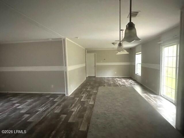 137 Coffin Point Road St. Helena Island, SC 29920 - Photo 5 of 22 Den Living Room