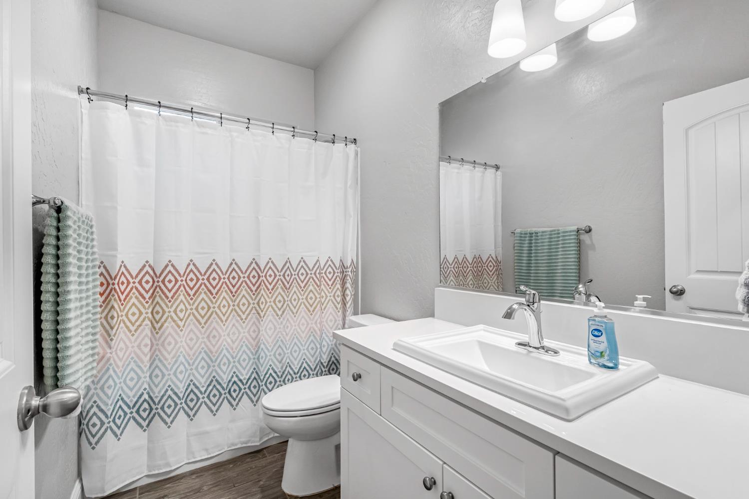 6239 East Fedora Avenue Fresno, CA 93727 - Photo 22 of 33
