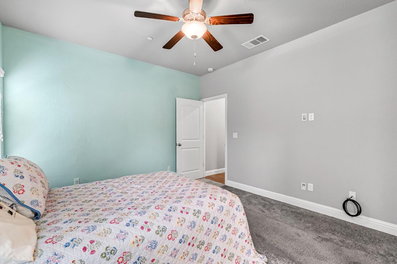 6239 East Fedora Avenue Fresno, CA 93727 - Photo 26 of 33