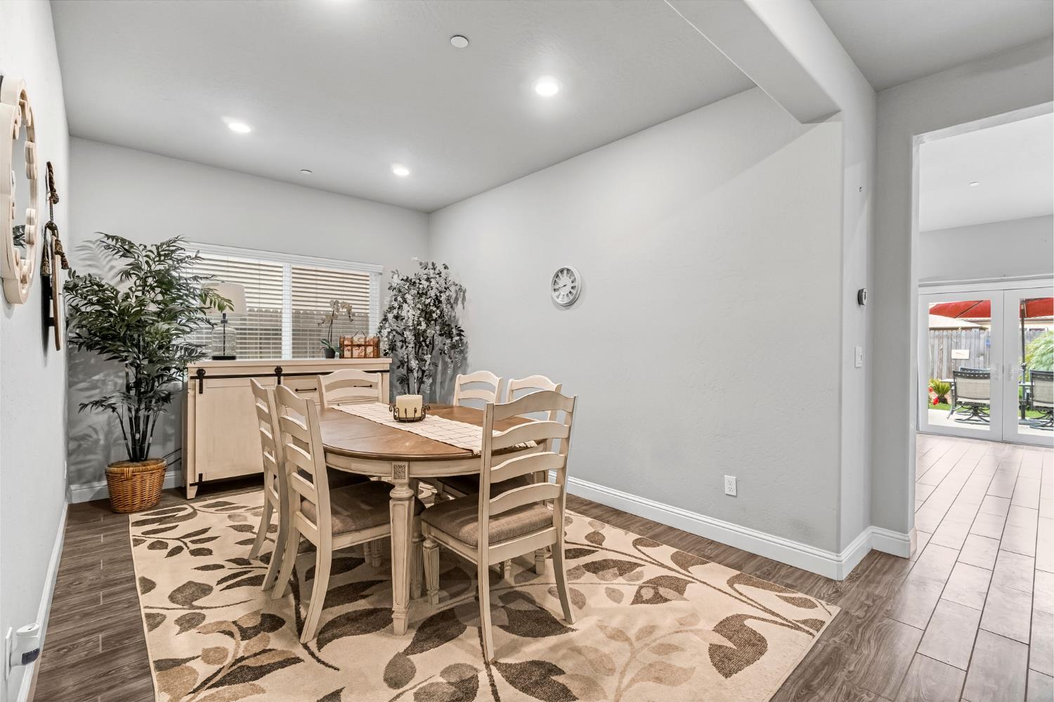 6239 East Fedora Avenue Fresno, CA 93727 - Photo 8 of 33