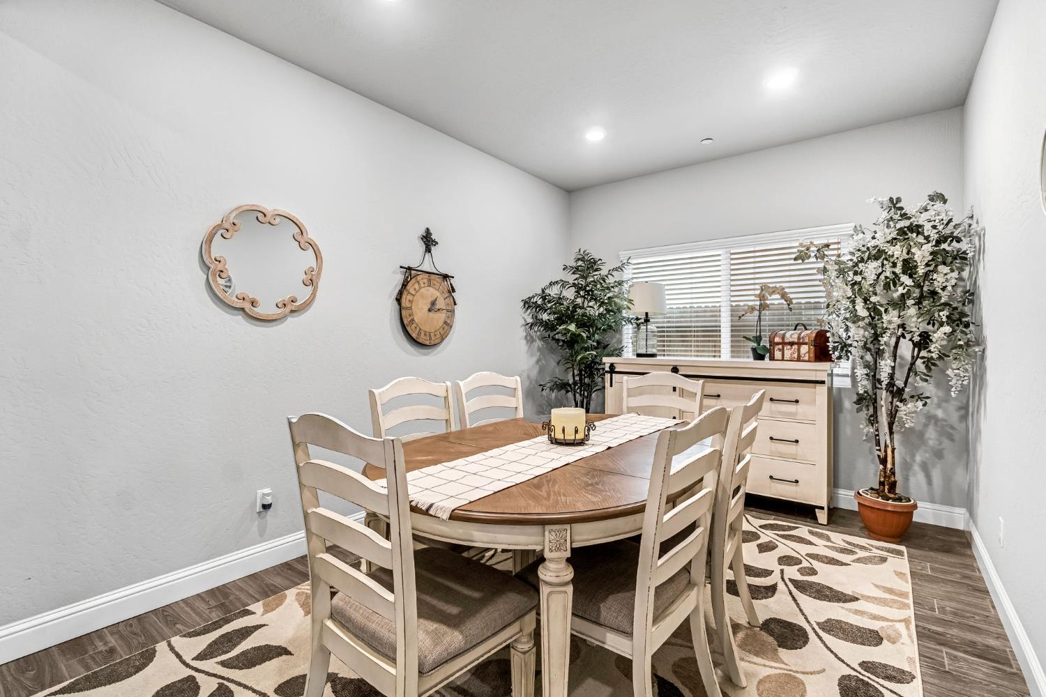 6239 East Fedora Avenue Fresno, CA 93727 - Photo 9 of 33