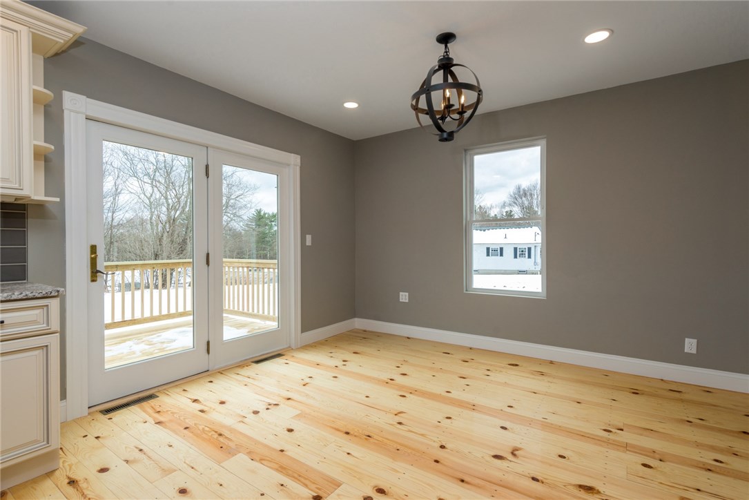 625 Round Top Road Burrillville, RI 02830 - Photo 12 of 26