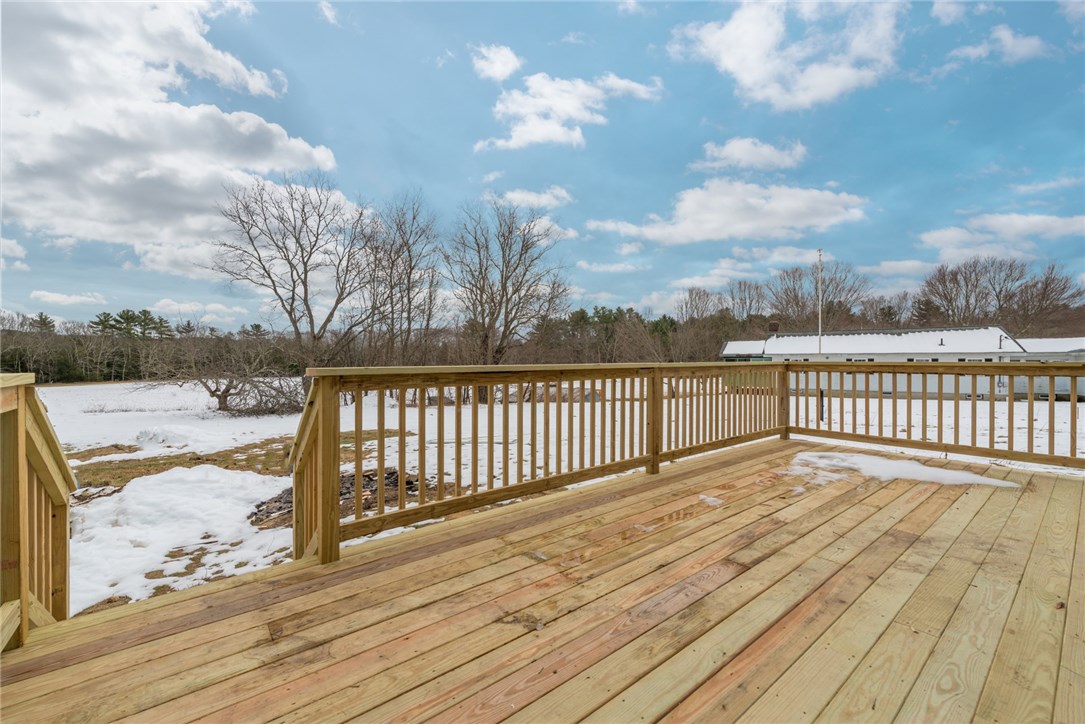 625 Round Top Road Burrillville, RI 02830 - Photo 6 of 26