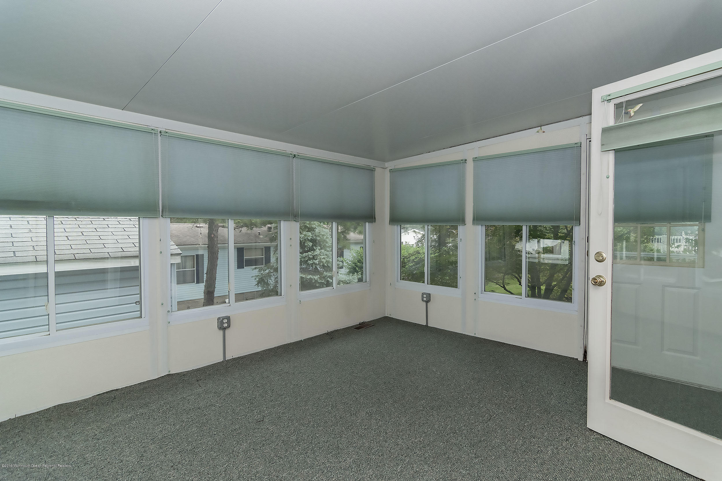 922 Oak Ridge Terrace Whiting, NJ 08759 - Photo 30 of 33 Sunroom1