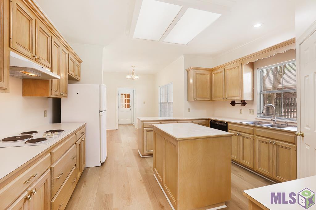 17826 General Forrest Avenue Baton Rouge, LA 70817 - Photo 7 of 29 Gallery Image 7