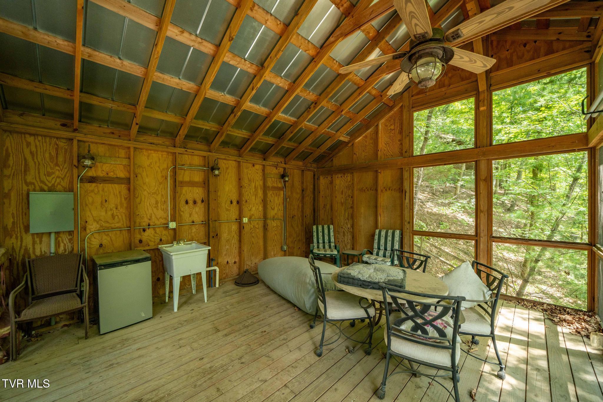 2316 Devault Bridge Road Piney Flats, TN 37686 - Photo 27 of 61 2316 Devault Bridge Rd (30 of 70)