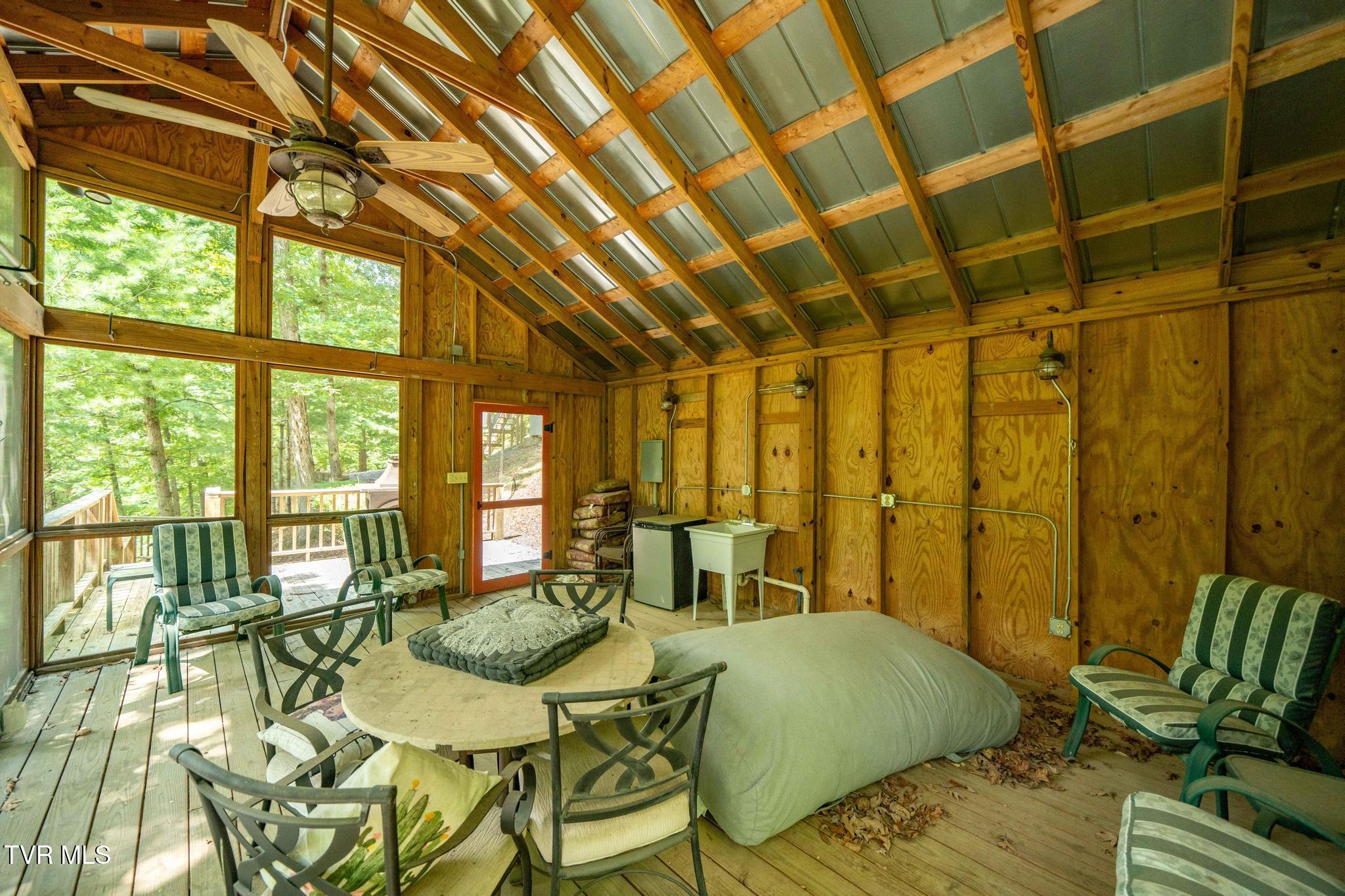 2316 Devault Bridge Road Piney Flats, TN 37686 - Photo 28 of 61 2316 Devault Bridge Rd (31 of 70)