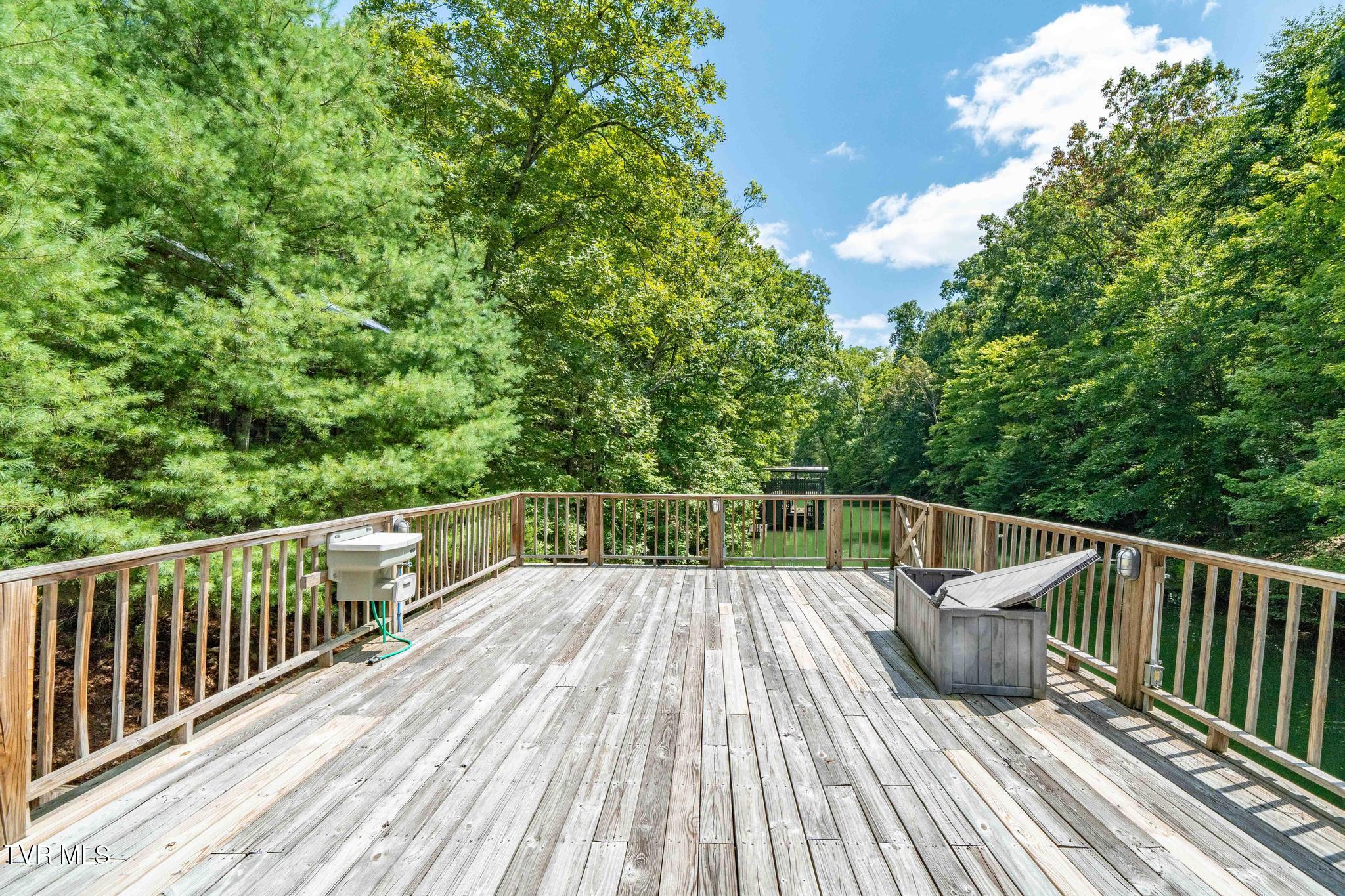 2316 Devault Bridge Road Piney Flats, TN 37686 - Photo 31 of 61 2316 Devault Bridge Rd (36 of 70)