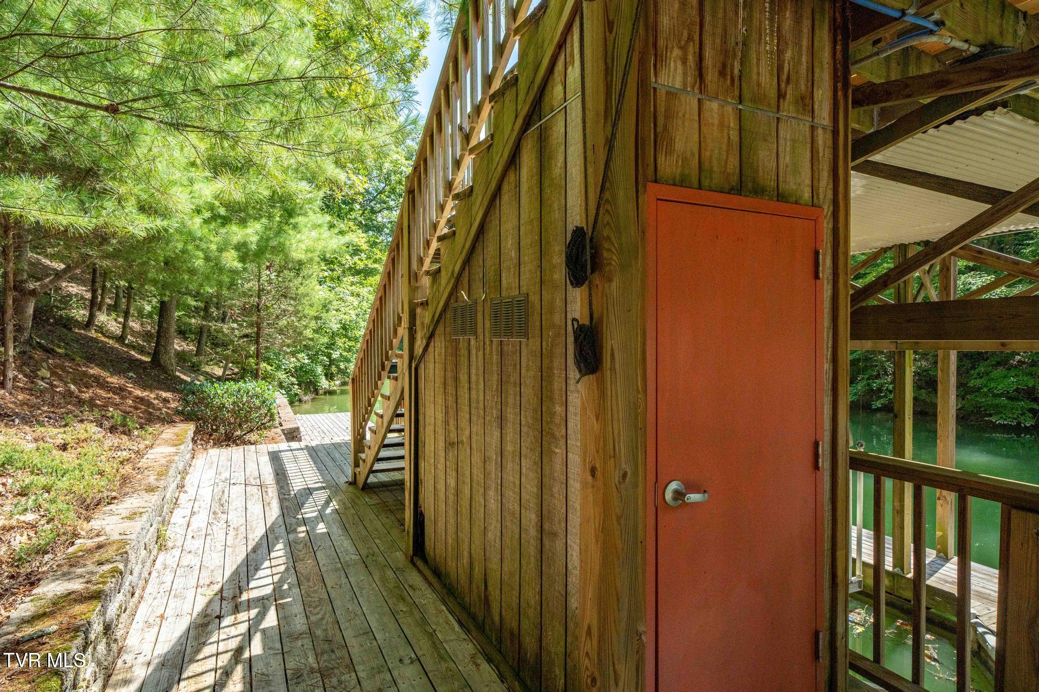 2316 Devault Bridge Road Piney Flats, TN 37686 - Photo 36 of 61 2316 Devault Bridge Rd (41 of 70)