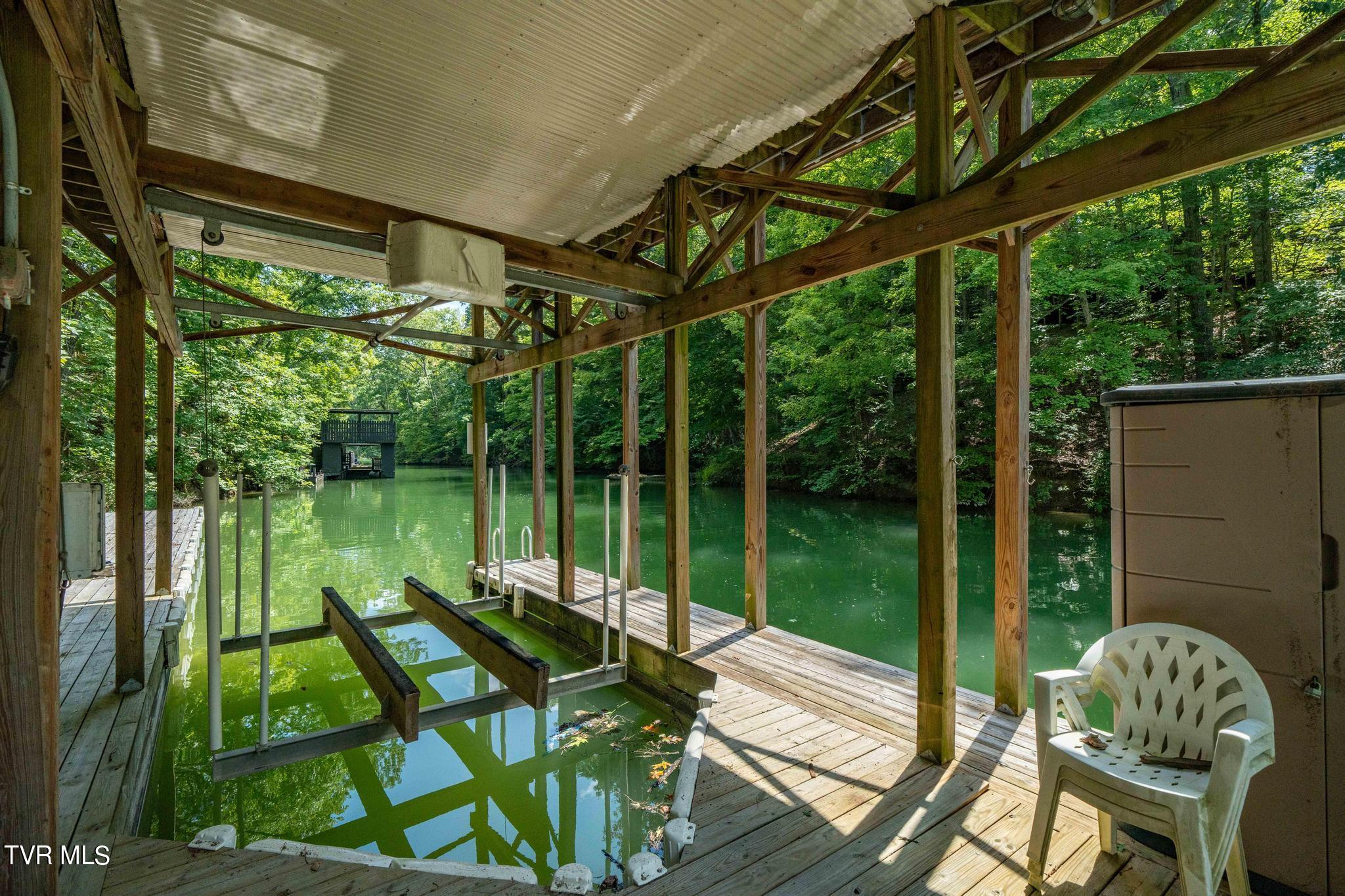 2316 Devault Bridge Road Piney Flats, TN 37686 - Photo 40 of 61 2316 Devault Bridge Rd (45 of 70)
