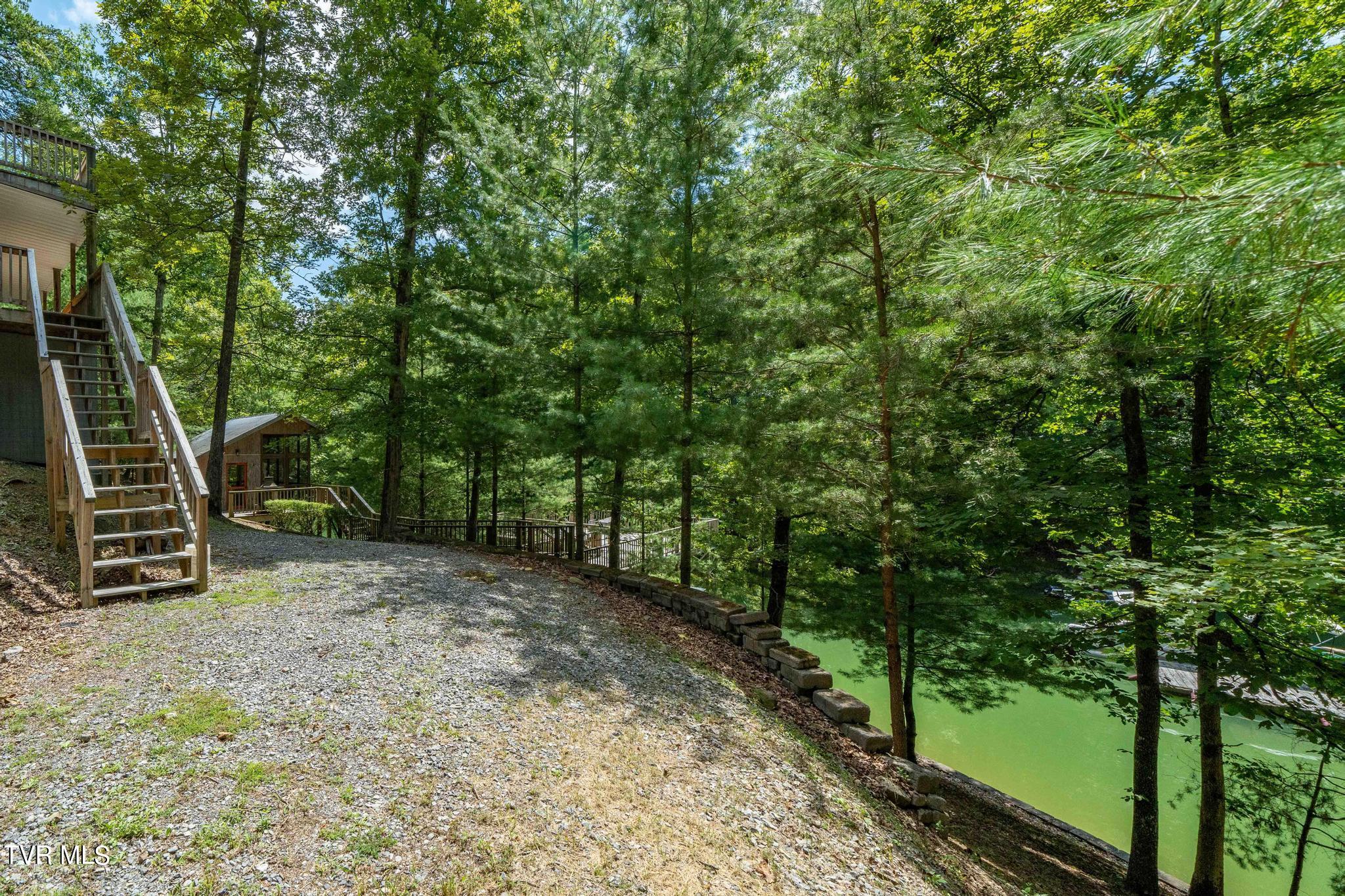 2316 Devault Bridge Road Piney Flats, TN 37686 - Photo 47 of 61 2316 Devault Bridge Rd (23 of 70)