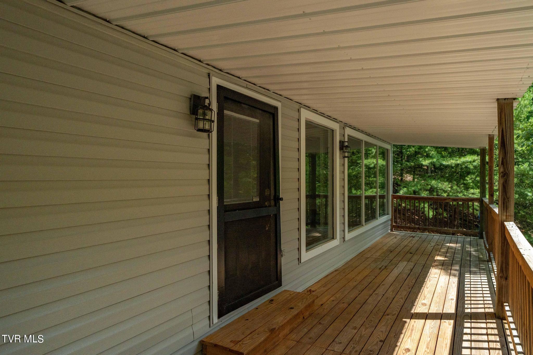 2316 Devault Bridge Road Piney Flats, TN 37686 - Photo 49 of 61 2316 Devault Bridge Rd (20 of 70)