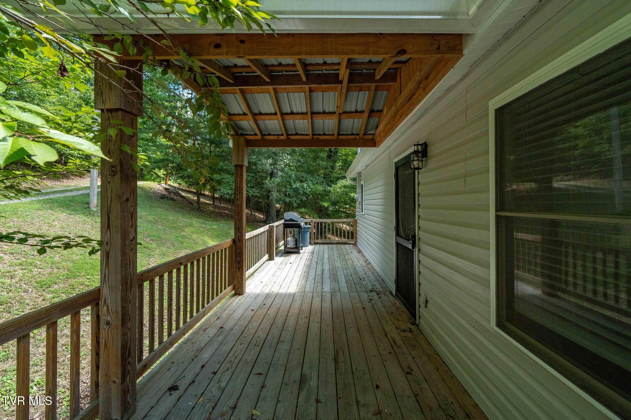 2316 Devault Bridge Road Piney Flats, TN 37686 - Photo 53 of 61 2316 Devault Bridge Rd (11 of 70)