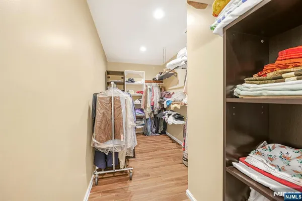 $8,500 | 405 Burnet Place, Paramus, NJ 07652