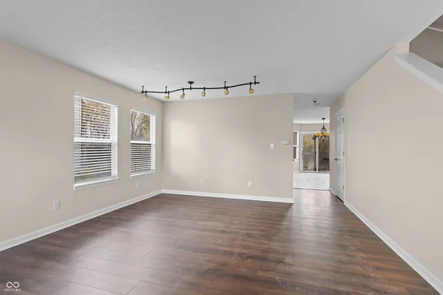 $284,999 | 6365 West Oxford Lane, McCordsville, IN 46055