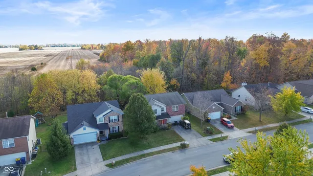 $284,999 | 6365 West Oxford Lane, McCordsville, IN 46055