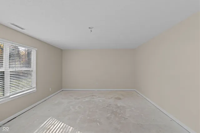 $284,999 | 6365 West Oxford Lane, McCordsville, IN 46055