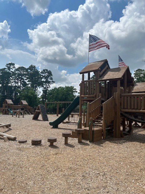 23235 Earlmist Drive Spring, TX 77373 - Photo 29 of 33 a view of a house with a snow on the road