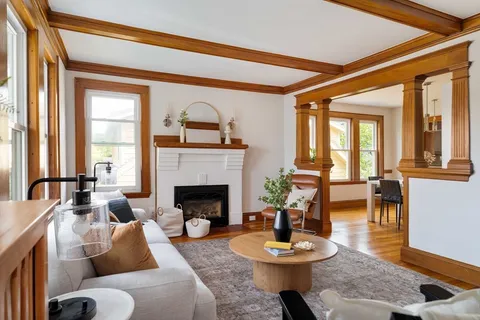 $1,000,000 | 22 Ossipee Road, Unit 2, Somerville, MA 02144