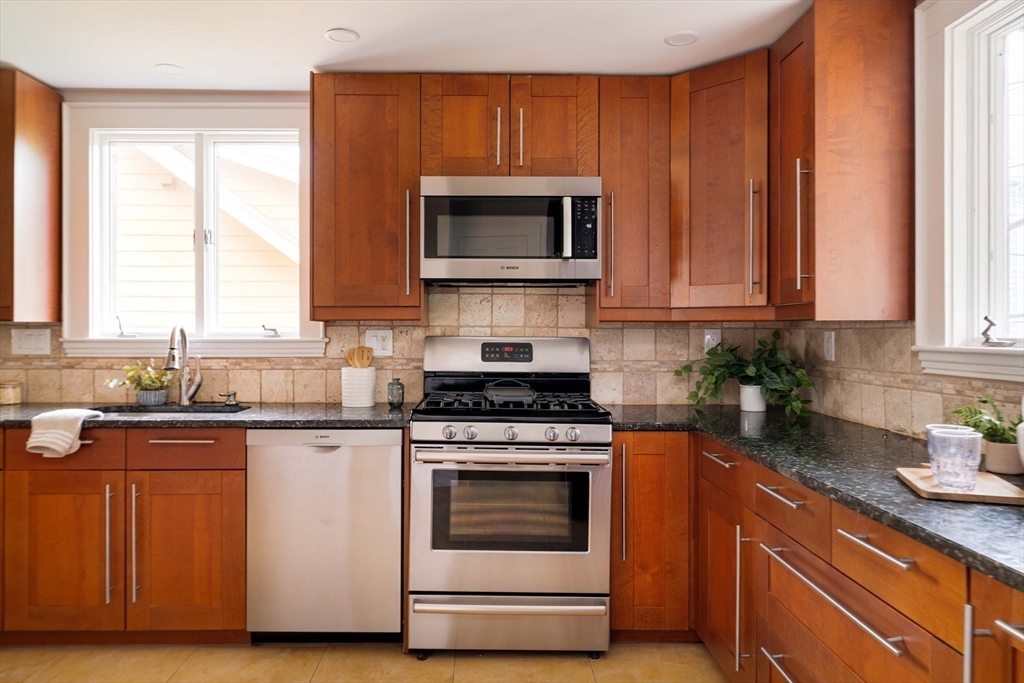 22 Ossipee Road, Unit 2 Somerville, MA 02144 - Photo 11 of 29