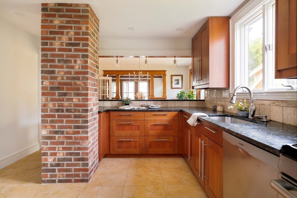 22 Ossipee Road, Unit 2 Somerville, MA 02144 - Photo 13 of 29