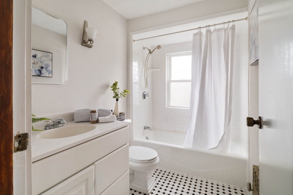 22 Ossipee Road, Unit 2 Somerville, MA 02144 - Photo 20 of 29