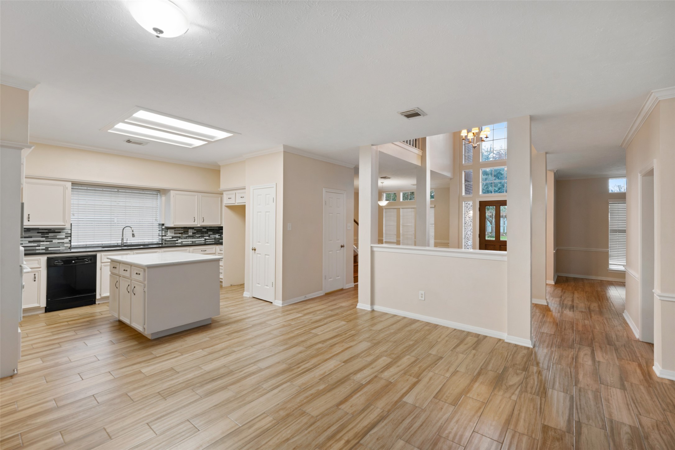 6014 Matt Road Humble, TX 77346 - Photo 7 of 39 Gallery Image 7