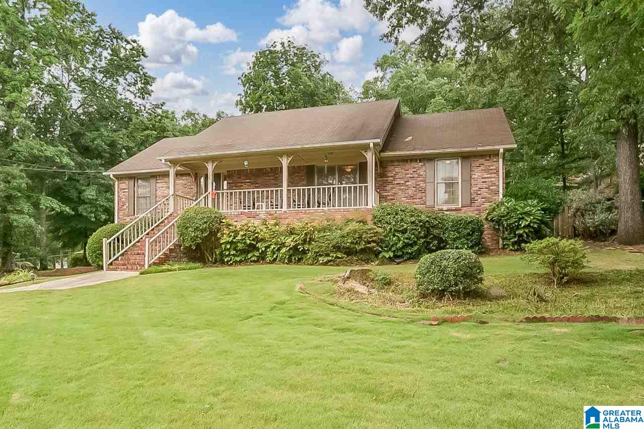 128 Woodward Road Trussville, AL 35173 - Photo 3 of 42