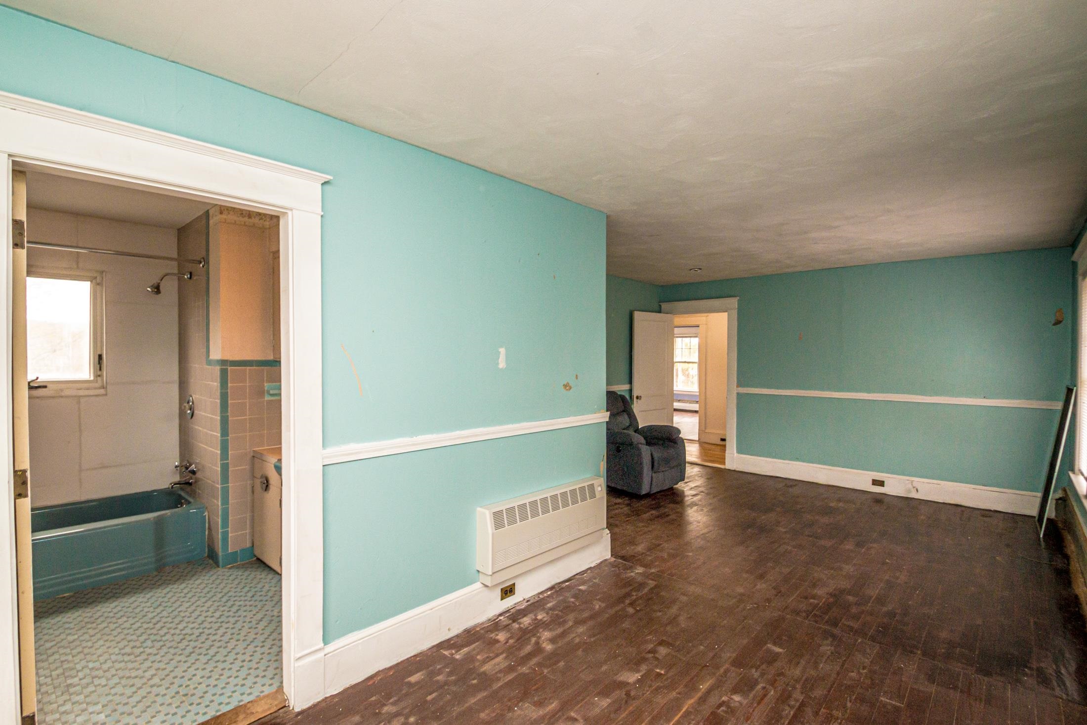 42 Elm Street Lunenburg, VT 05906 - Photo 26 of 43