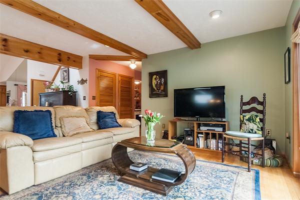 49 Botsford Road Newton, MA 02467 - Photo 8 of 27