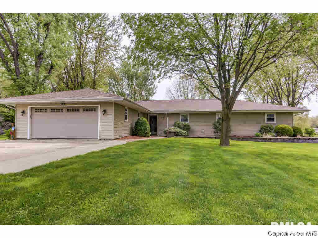 7880 Gooseberry Lane Springfield, IL 62707 - Photo 1 of 34 Gallery Image 1