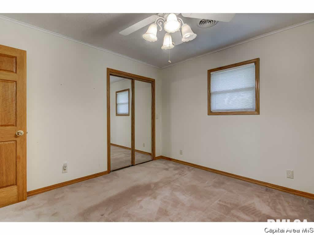 7880 Gooseberry Lane Springfield, IL 62707 - Photo 10 of 34 Gallery Image 10