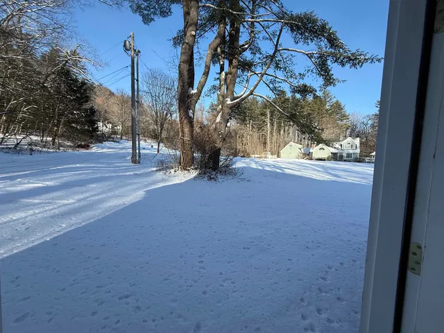 $1,600 | 118 Highway 30, Unit 1, Newfane, VT 05345