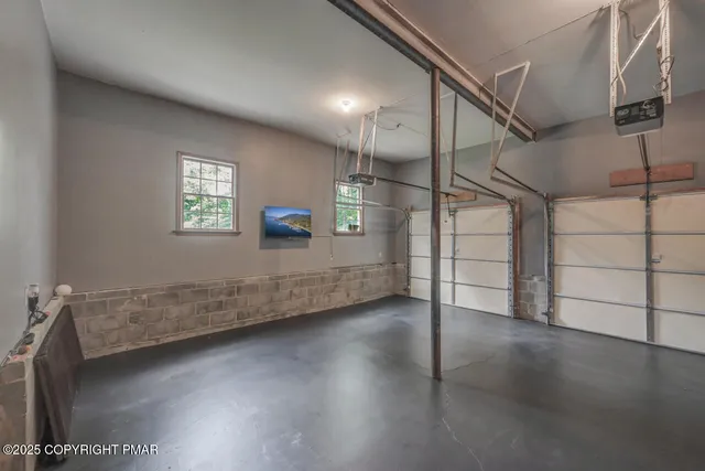 $416,000 | 354 Eastshore Drive, East Stroudsburg, PA 18301